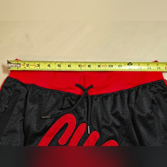 Clsc Men’s Gym Shorts black red size Large - Picture 4 of 11